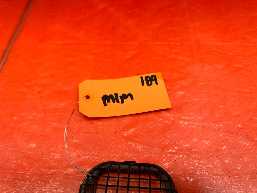 92 93 ACURA INTEGRA   INTAKE MESH   OEM #1895