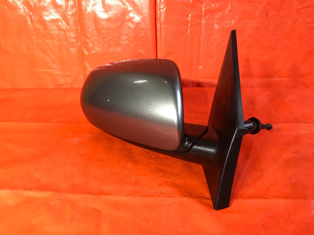 OEM 2010 2011 HYUNDAI ACCENT PASSENGER RIGHT SIDE VIEW MIRROR SILVER   NON POWER0