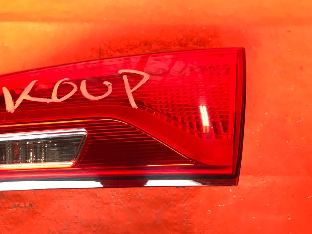 OEM 2016 16 KIA FORTE KOUP SX 2D COUPE PASSENGER RIGHT INNER TRUNK TAIL LIGHT1