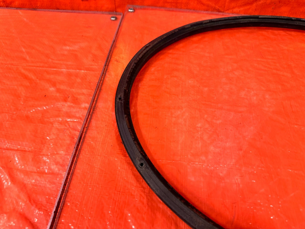 02 10 LEXUS SC430   RIGHT FRONT   DOOR WEATHER STRIP   OEM FACTORY OE #2887