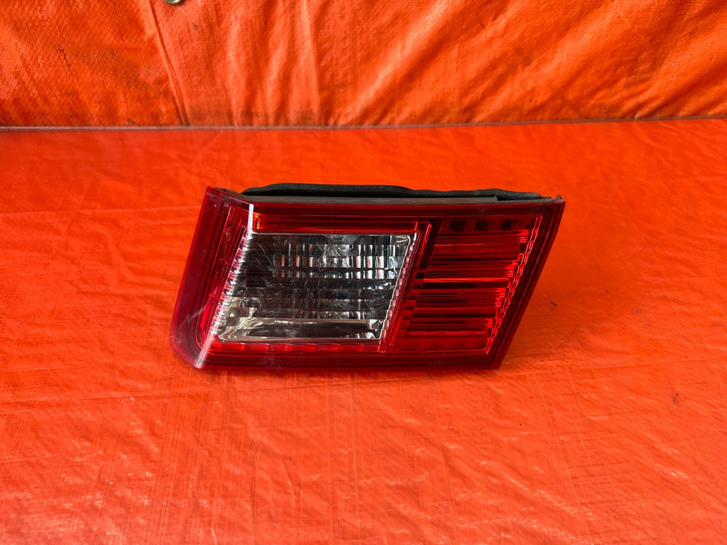 09 10 ACURA TSX   PASSENGER RIGHT   OUTER TAIL LIGHT LAMP   OEM FACTORY #2330