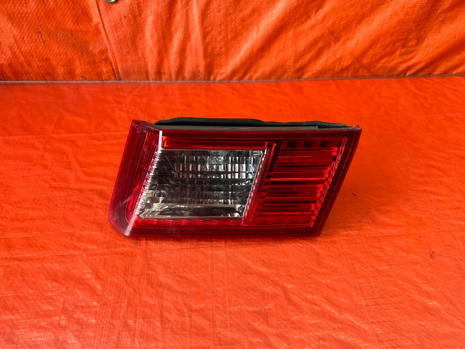 09 10 ACURA TSX   PASSENGER RIGHT   OUTER TAIL LIGHT LAMP   OEM FACTORY #2330