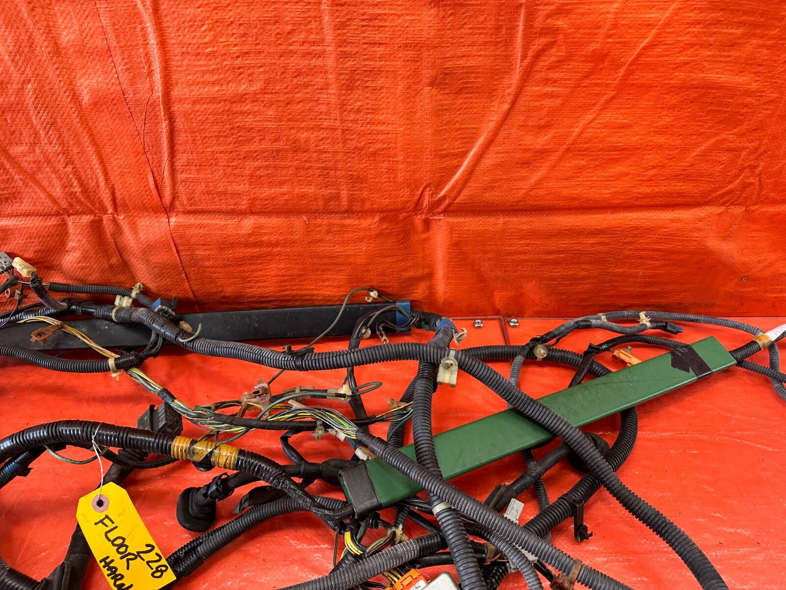 98 01 INTEGRA SEDAN GS GSR LS   FLOOR / REAR WIRING HARNESS WIRE LOOM   OEM #2284