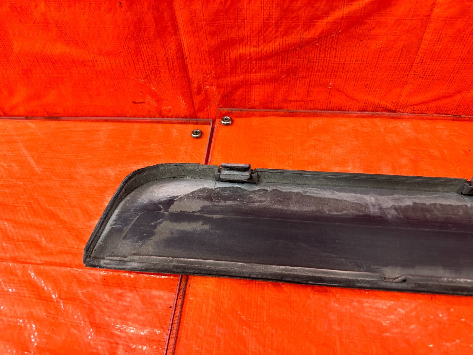 88 89 HONDA CRX   RIGHT   LOWER DOOR MOLDING TRIM INSERT LINER LINING OEM #27714