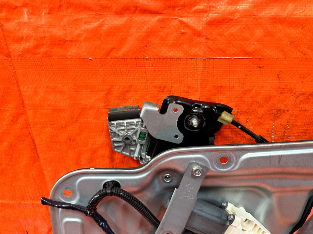08 15 INFINITI G37 COUPE   PASSENGER RIGHT WINDOW REGULATOR   OEM #3208