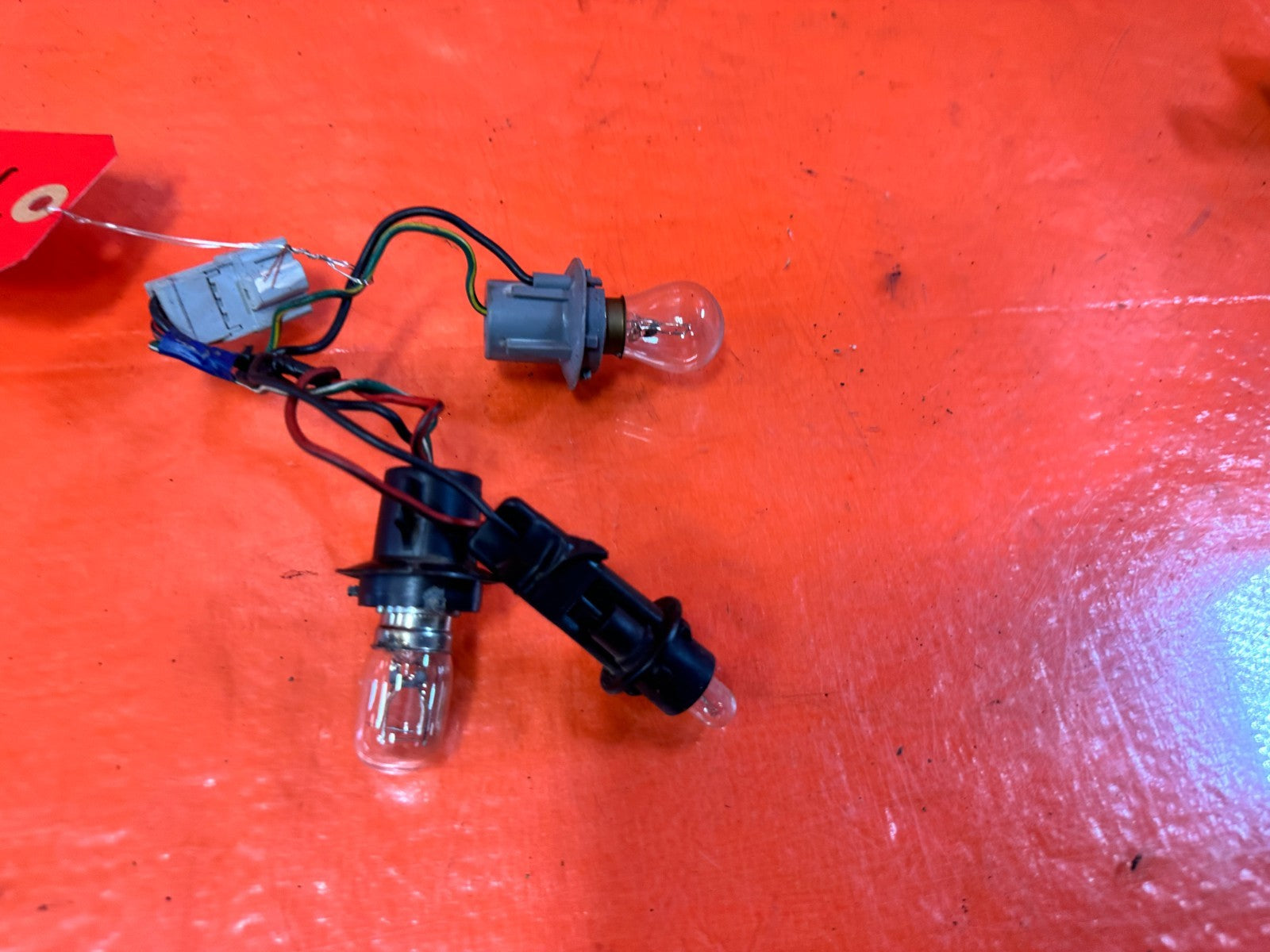 92 95 HONDA CIVIC   2D COUPE LEFT OR RIGHT OUTER TAIL LIGHT LAMP HARNESS OEM 3272