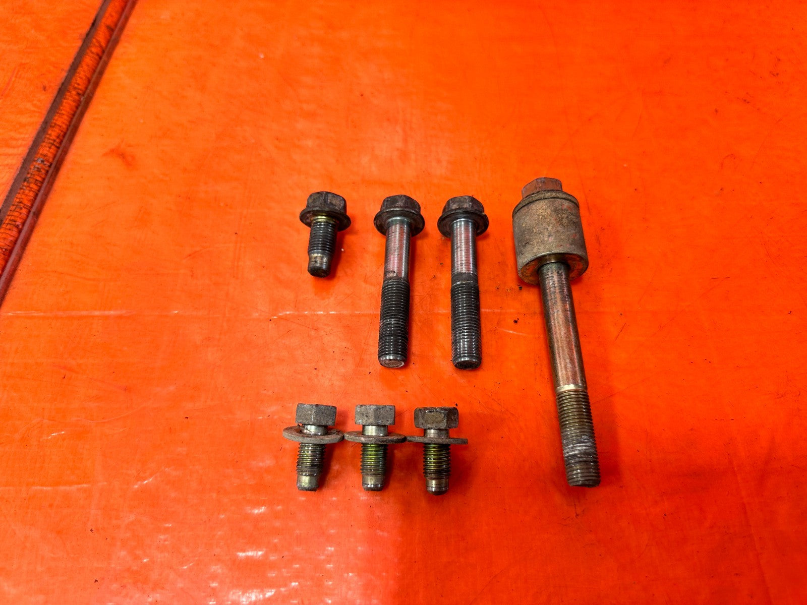 88 91 HONDA CIVIC   REAR TRANSMISSION BRACKET AND MOUNT  BOLTS   OEM 3171