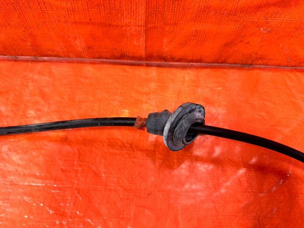 88 91 HONDA CRX    CLUSTER SPEEDOMETER CABLE   OEM FACTORY #2777