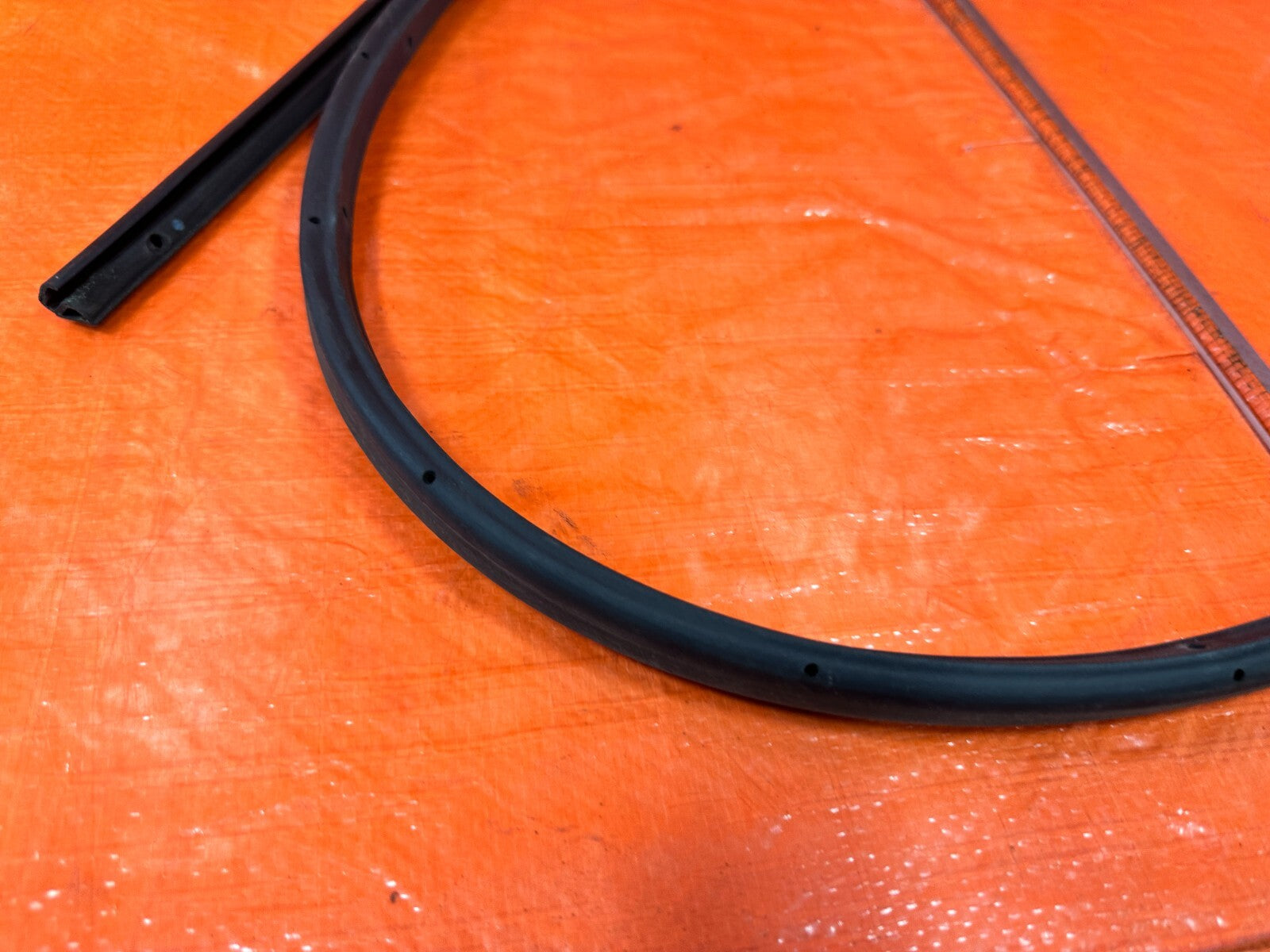 04 08 ACURA TSX PASSENGER RIGHT REAR DOOR WEATHER STRIP TRIM SEAL GASKET OEM 2917