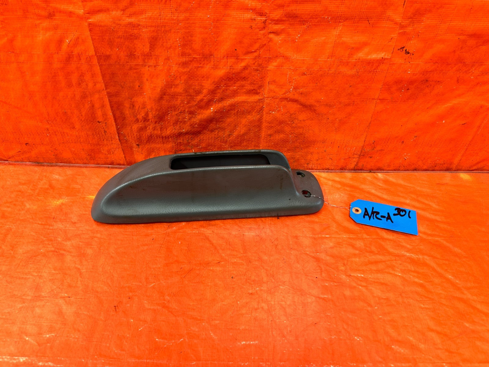 97 01 HONDA CR V CRV   BRAKE HANDLE TRIM   OEM FACTORY #3010