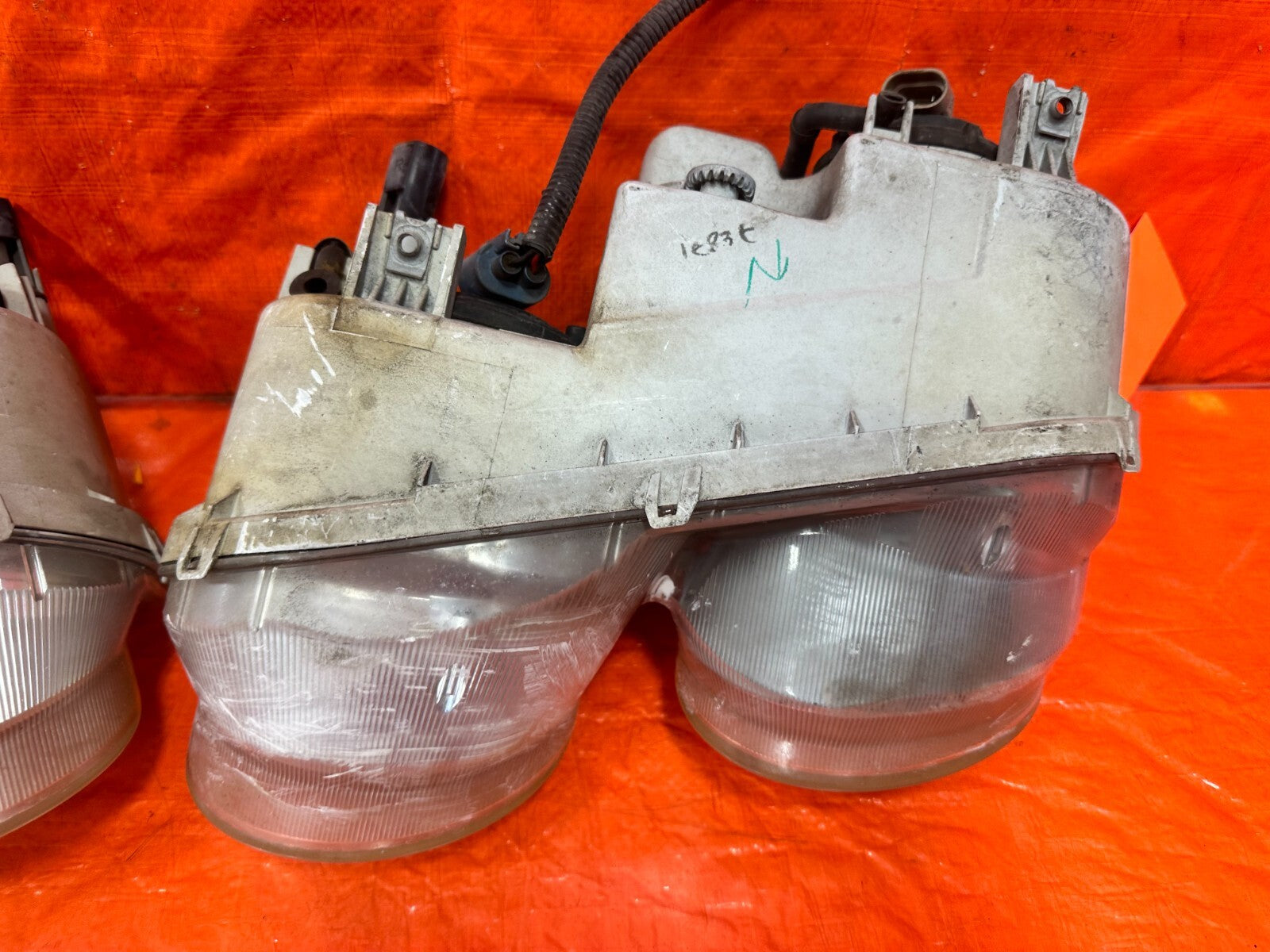 98 01 ACURA INTEGRA   HEADLIGHT HEADLAMP SET   HEADLIGHTS LEFT RIGHT OE OEM #11914