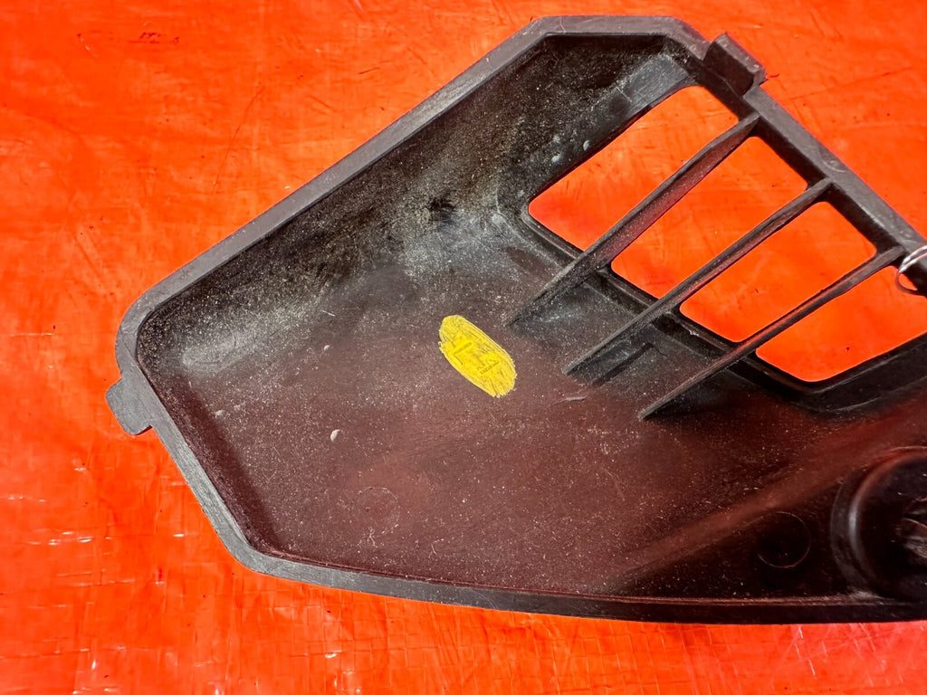 88 91 HONDA CRX   LEFT DASH DEFROSTER VENT   OEM FACTORY #2776