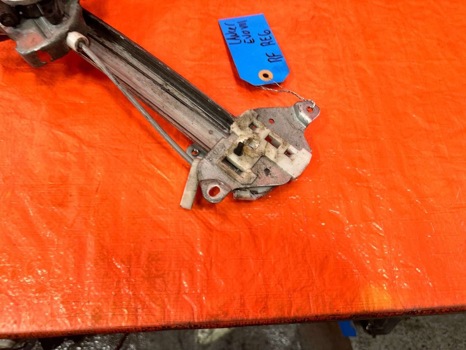 03 05 LANCER EVOLUTION EVO VIII IX 8 9   RIGHT FRONT WINDOW REGULATOR OEM EV81