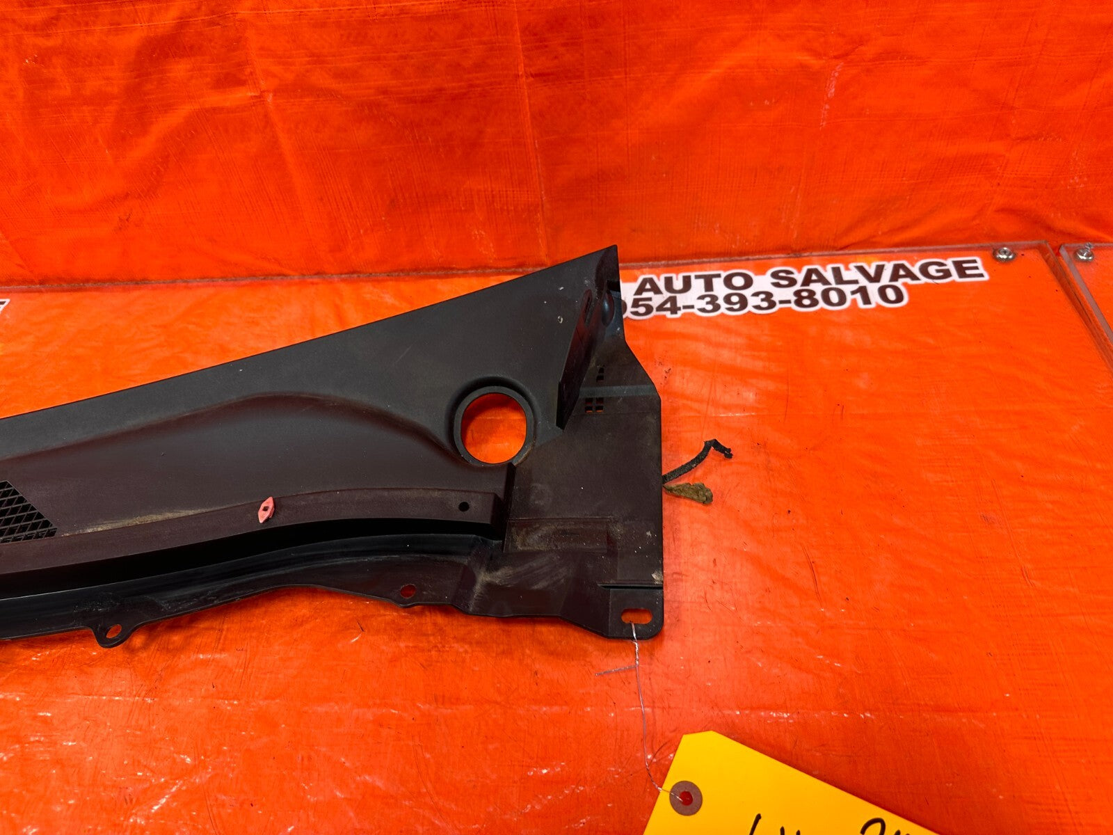 08 15 INFINITI G37 & Q60   2D COUPE   WIPER COWL TRIM   LEFT SIDE   OEM #2485