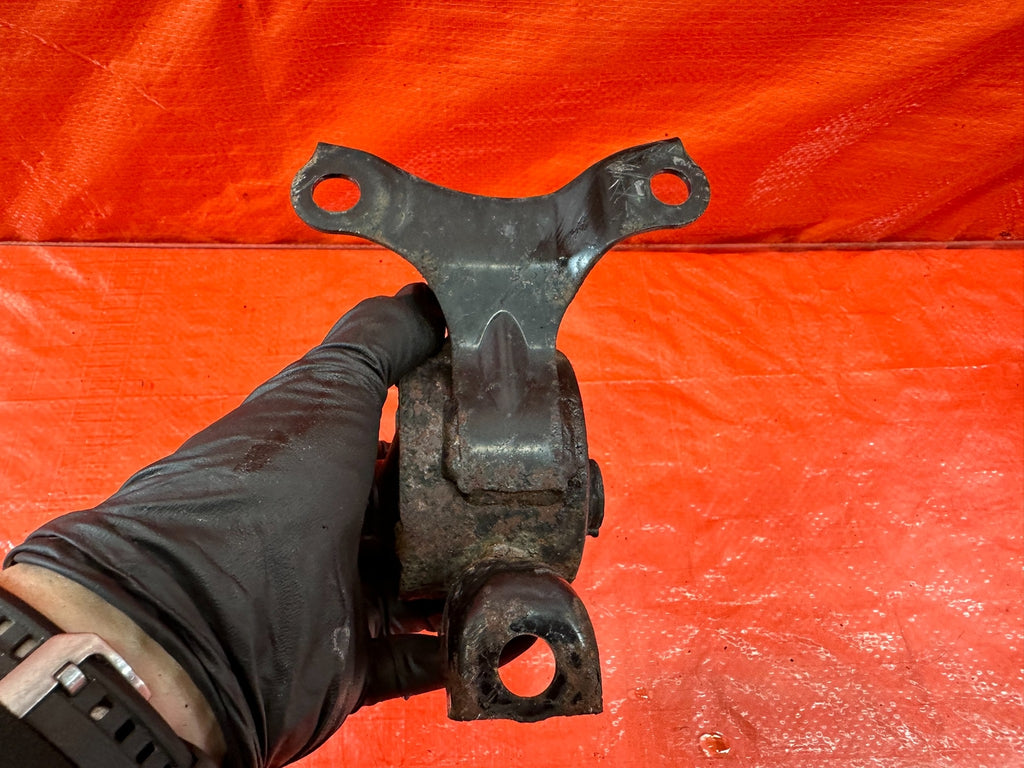 02 05 HONDA CIVIC SI EP3 HATCHBACK   DRIVER LEFT TRANSMISSION MOUNT   OEM #1867