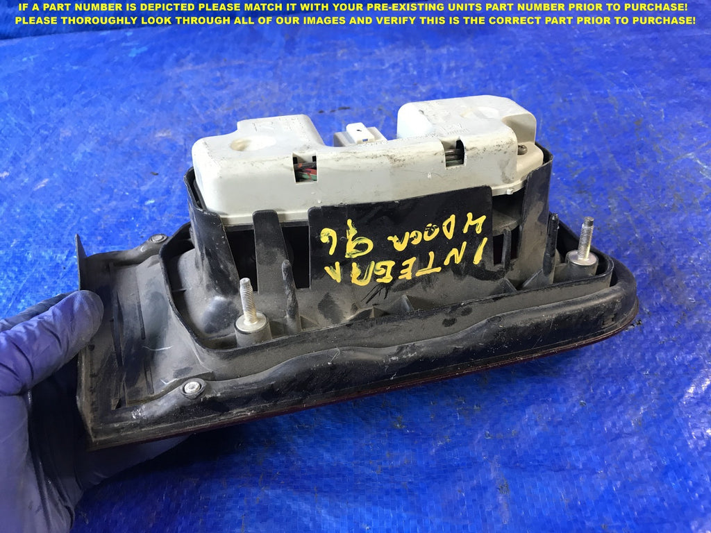 OEM 1998 1999 2000 2001 ACURA INTEGRA SEDAN PASSENGER RIGHT TAIL LIGHT R RH    3