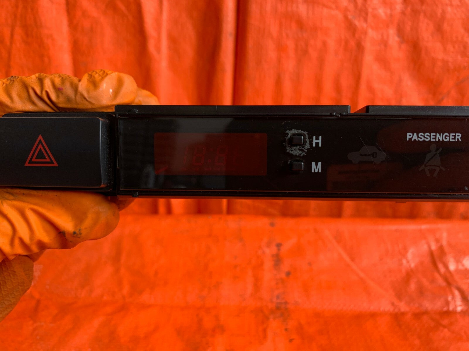 OEM 2007 2008 07 08 TOYOTA TACOMA EMERGENCY HAZARD HAZARDS SWITCH AND CLOCK4