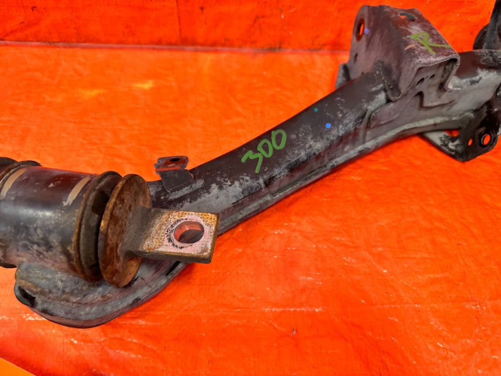 06 11 HONDA CIVIC SI   PASSENGER RIGHT REAR LOWER CONTROL TRAILING ARM   OEM 3002