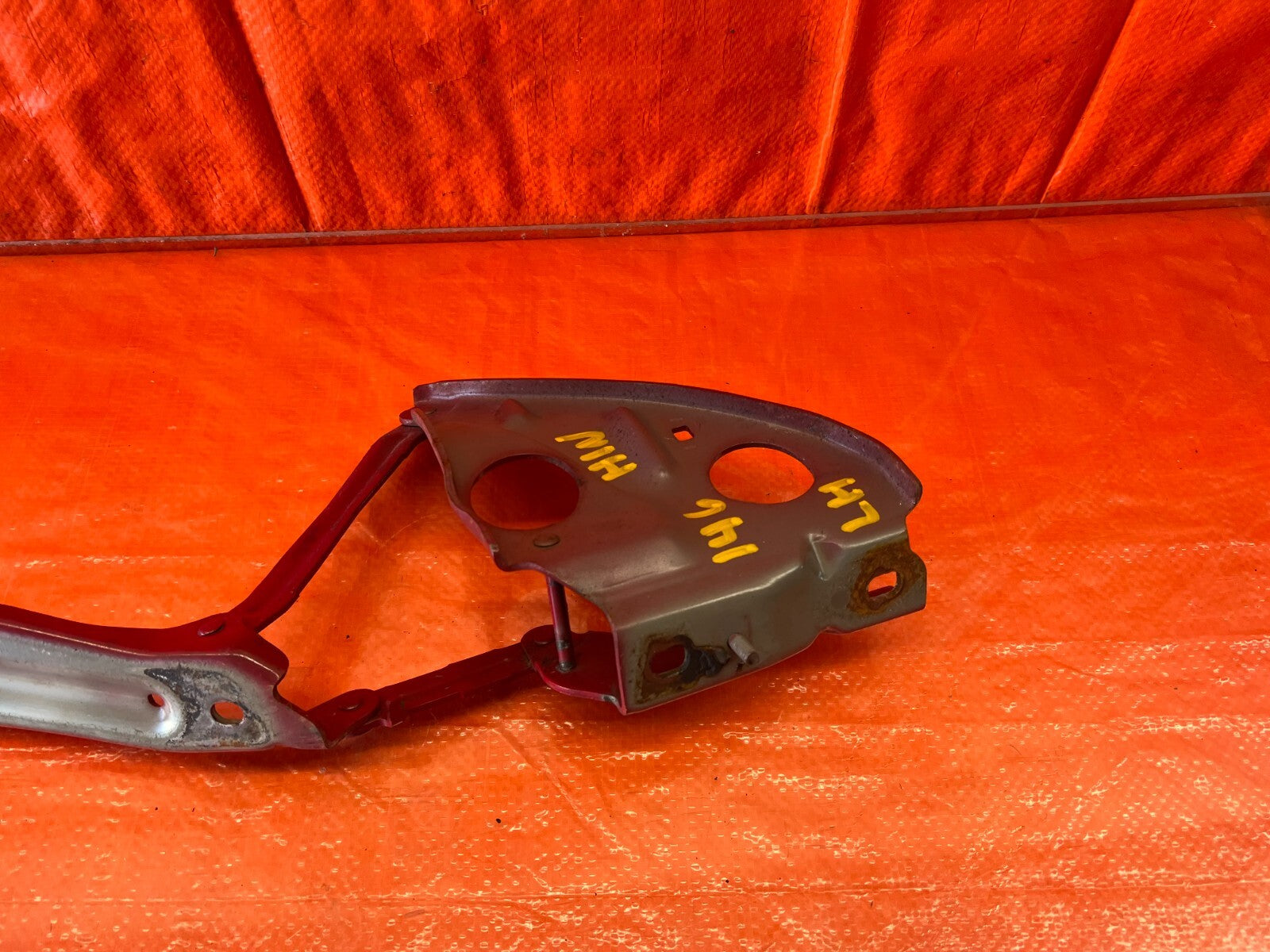 93 97 HONDA DEL SOL   TRUNK HATCH LATCH   DRIVER LEFT HINGE   LEFT SIDE OEM #1468