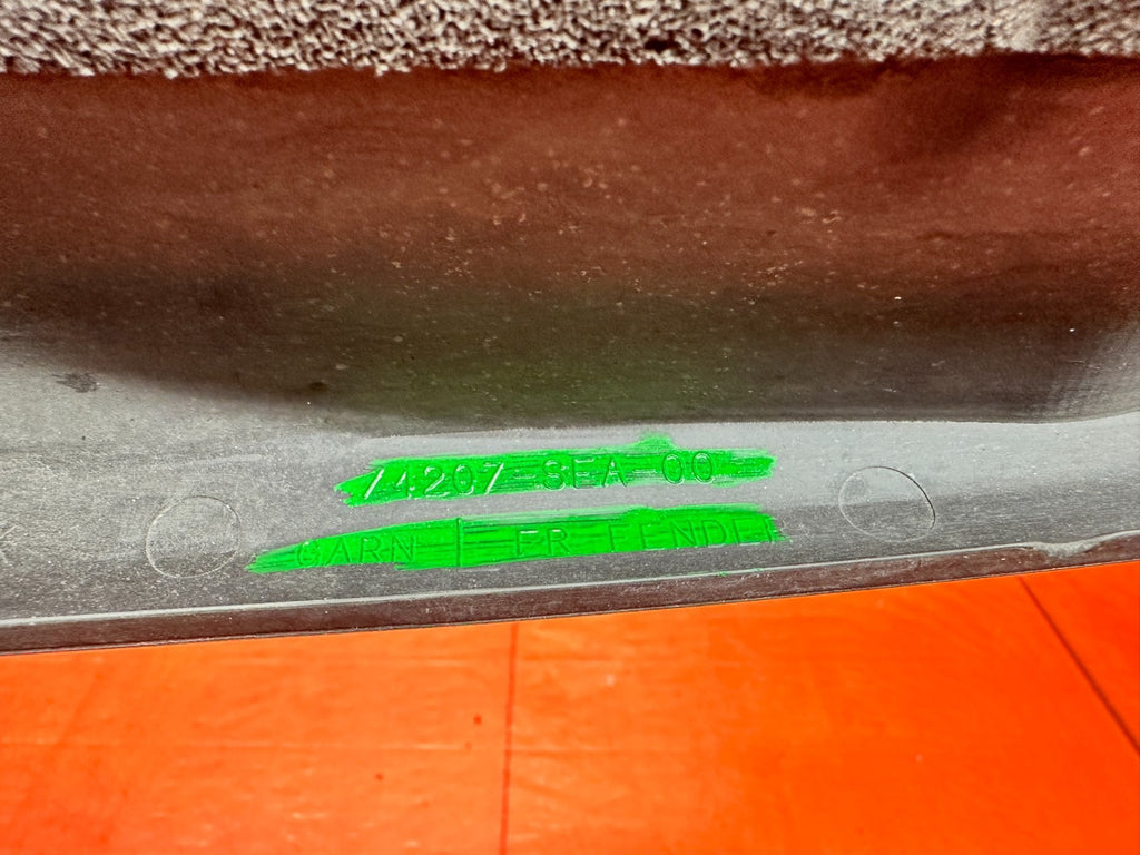 04 08 ACURA TSX LEFT DRIVER FRONT FENDER TRIM MOLDING OEM #33014
