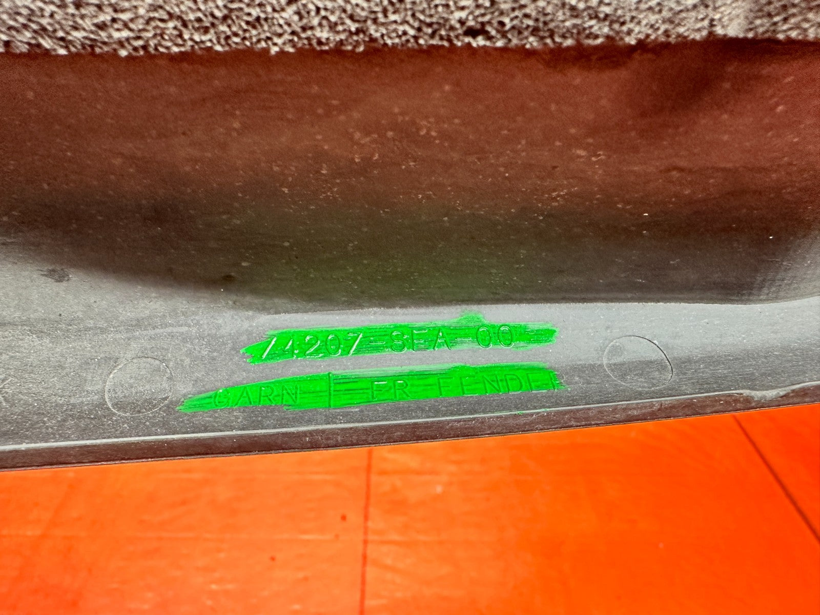 04 08 ACURA TSX LEFT DRIVER FRONT FENDER TRIM MOLDING OEM #33014