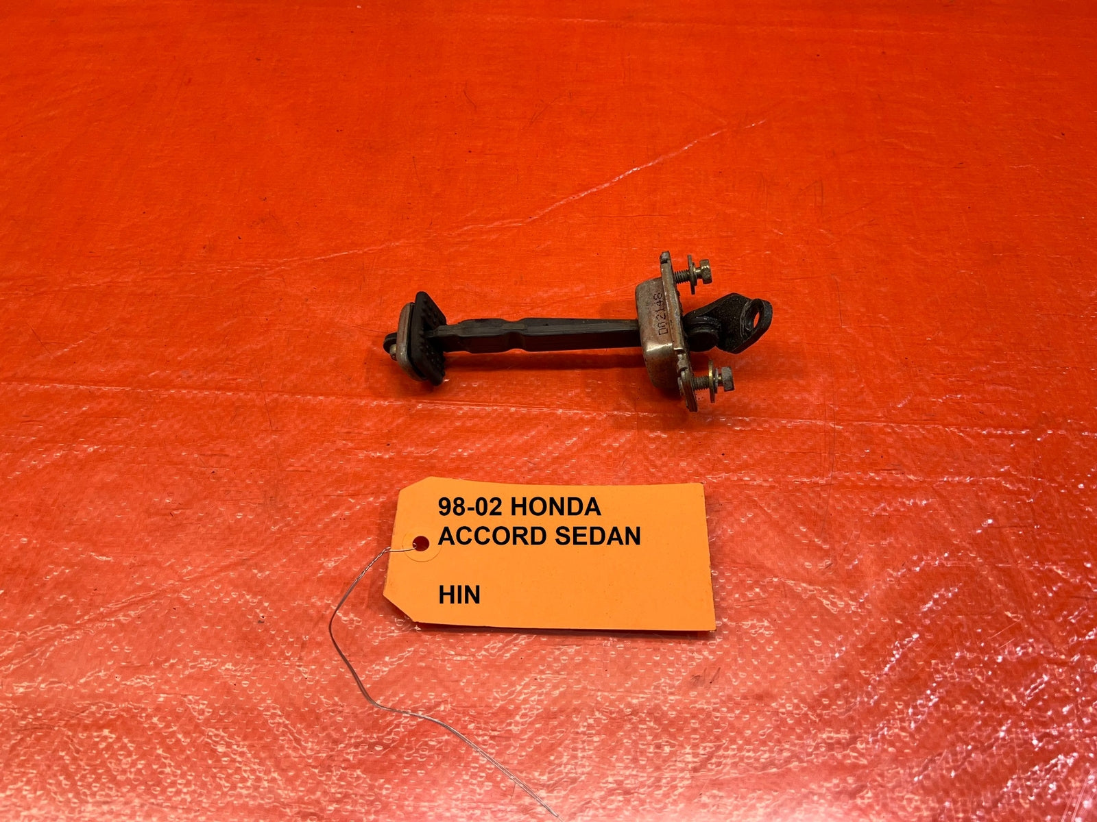 98 02 HONDA ACCORD SEDAN   PASSENGER REAR DOOR CHECKER HINGE ARM STOPPER OEM 1670