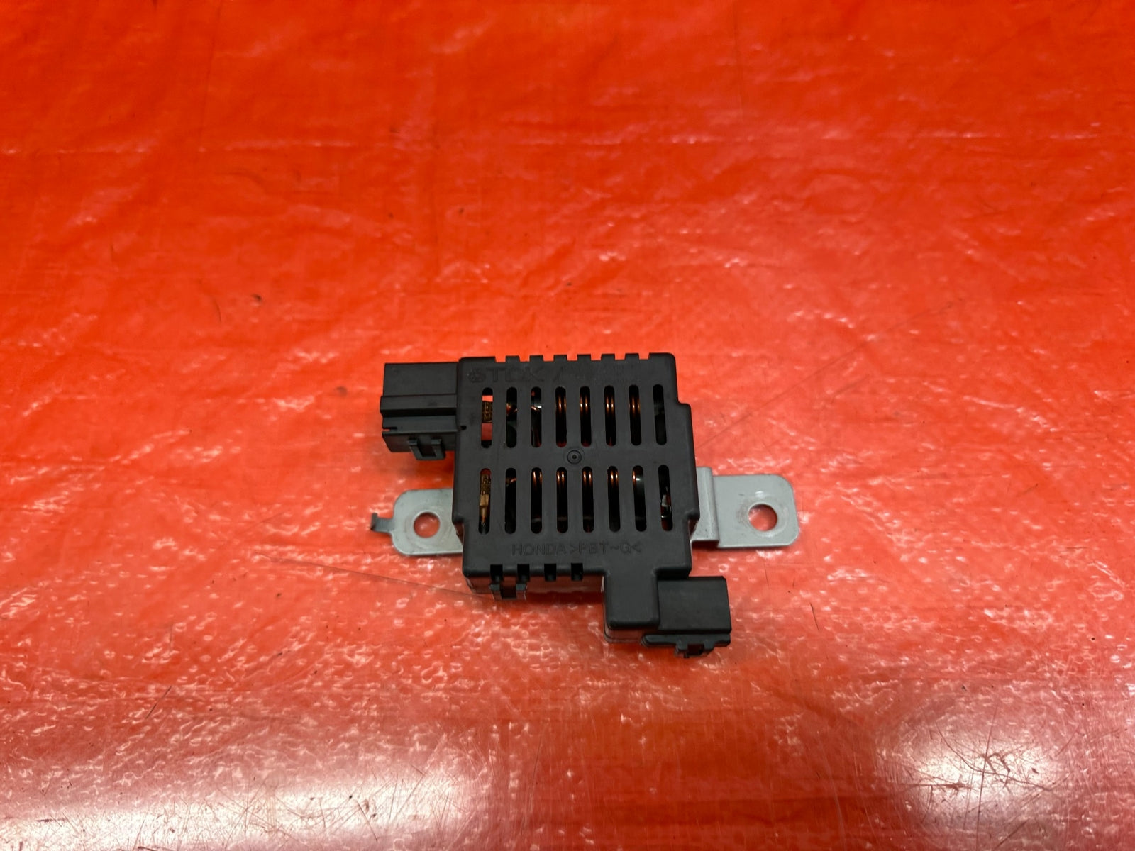 02 06 ACURA RSX   REAR TAILGATE WINDSHIELD GLASS DEFROSTER MODULE UNIT   OEM 2126