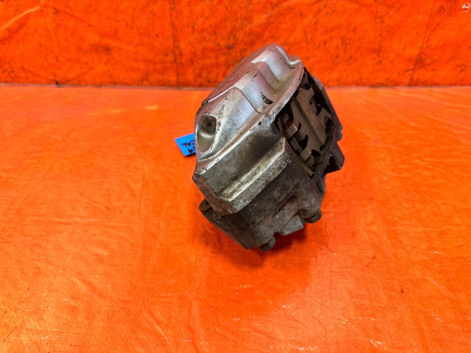 08 15 G37 Q60 14 23 Q50 SPORT   AKEBONO   PASSENGER RIGHT FRONT CALIPER OEM 3293