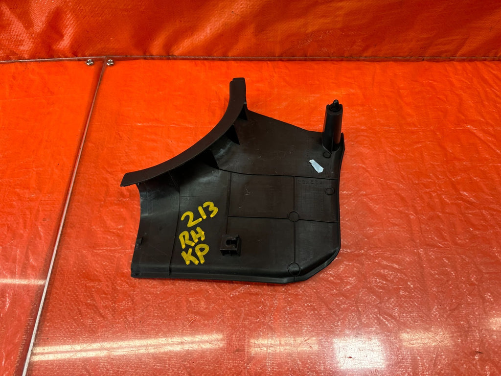 02 03 HONDA CIVIC SI EP3 HATCHBACK   KICK PANEL   PASSENGER RIGHT SIDE   OEM 2138