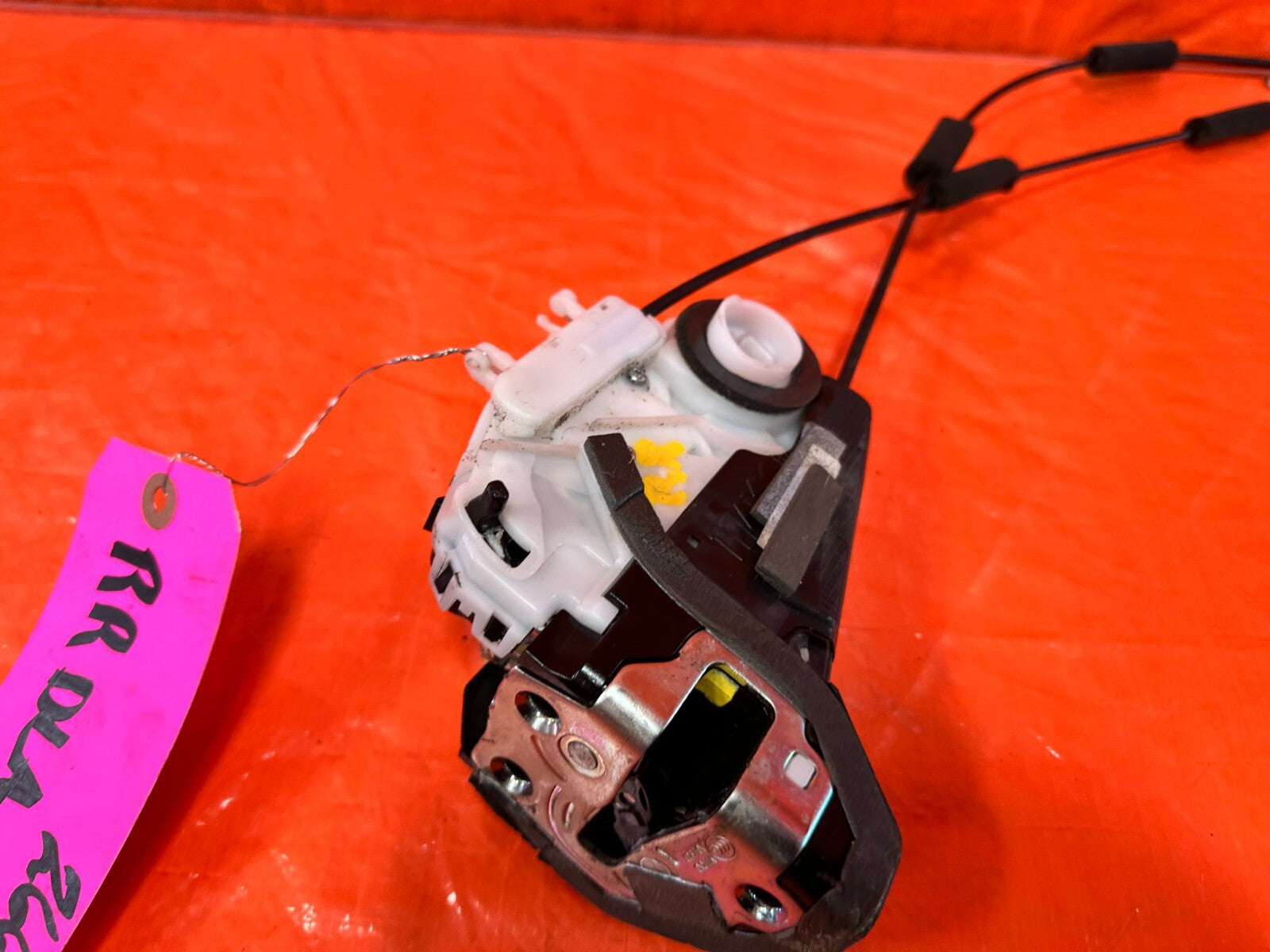 15 21 SUBARU WRX & STI PASSENGER RIGHT REAR DOOR LOCK ACTUATOR OEM #2666