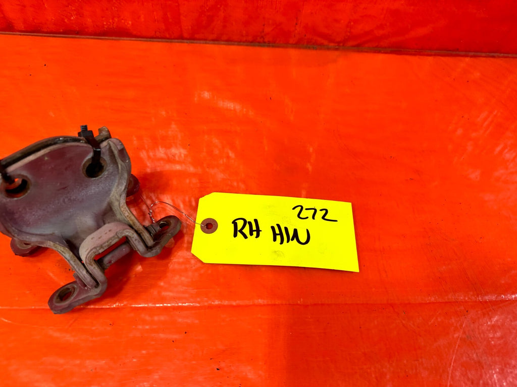 88 00 HONDA CIVIC FRONT LEFT OR RIGHT DOOR HINGE SET / UPPER + LOWER OEM #272 11