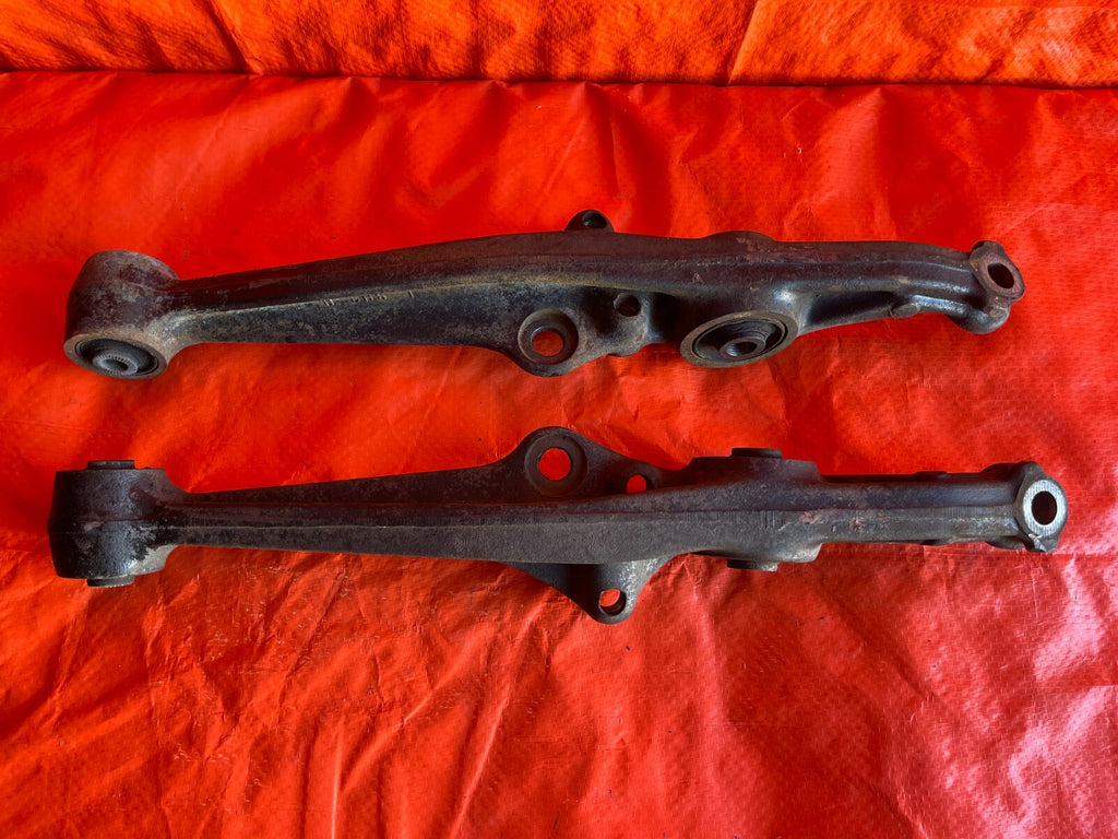 88 91 HONDA CRX   FRONT   LOWER CONTROL ARM SET   ARMS LEFT AND RIGHT   OEM #619