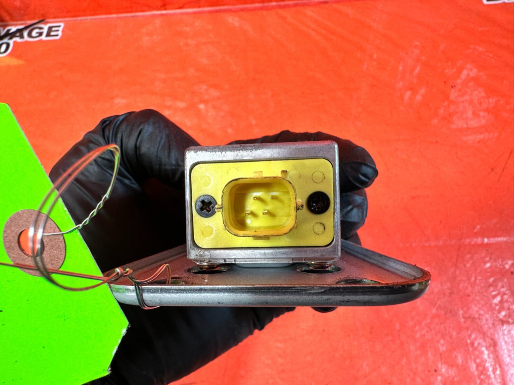 02 06 LEXUS SC430   SENSOR   89860 24010   OEM #261 17