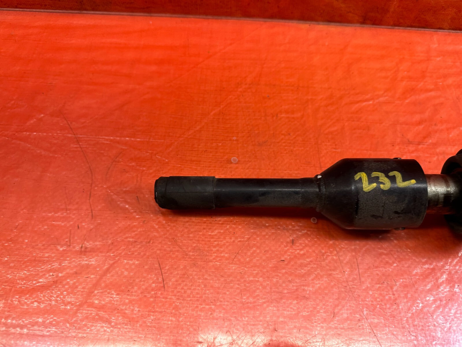 08 15 INFINITI G37 & Q60 COUPE POWER STEERING SWIVEL YOKE U JOINT SHAFT OEM 2325
