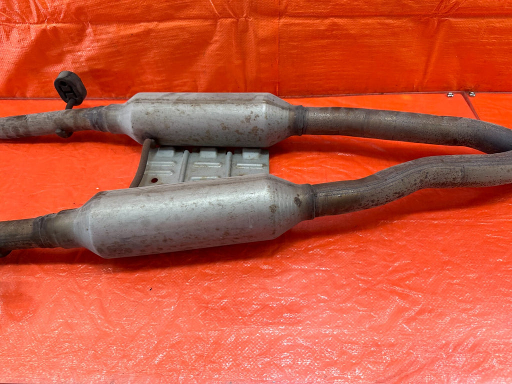 16 20 INFINITI Q50   RED SPORT 400 RWD   FACTORY DOWN PIPE MID PIPE   OEM #2158