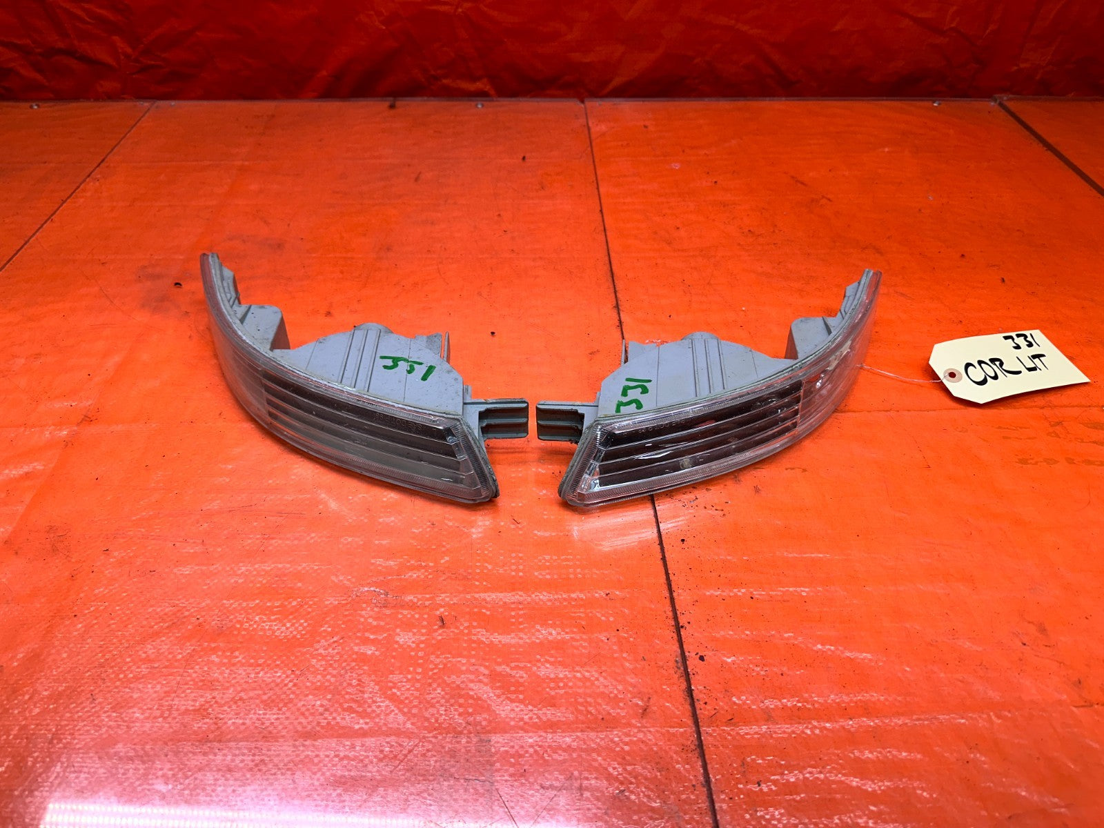 98 01 ACURA INTEGRA AFTERMARKET CLEAR FRONT BUMPER TURN SIGNAL LIGHTS #3310