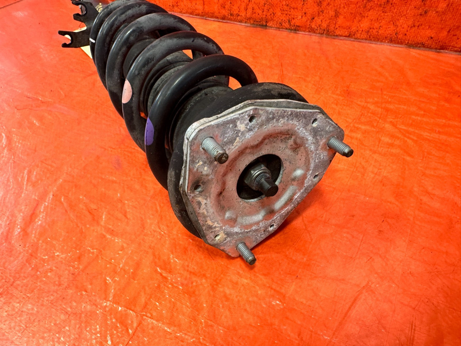 08 15 INFINITI G37 & Q60 2D COUPE FRONT SHOCKS & SPRINGS LEFT AND RIGHT  OEM 32819