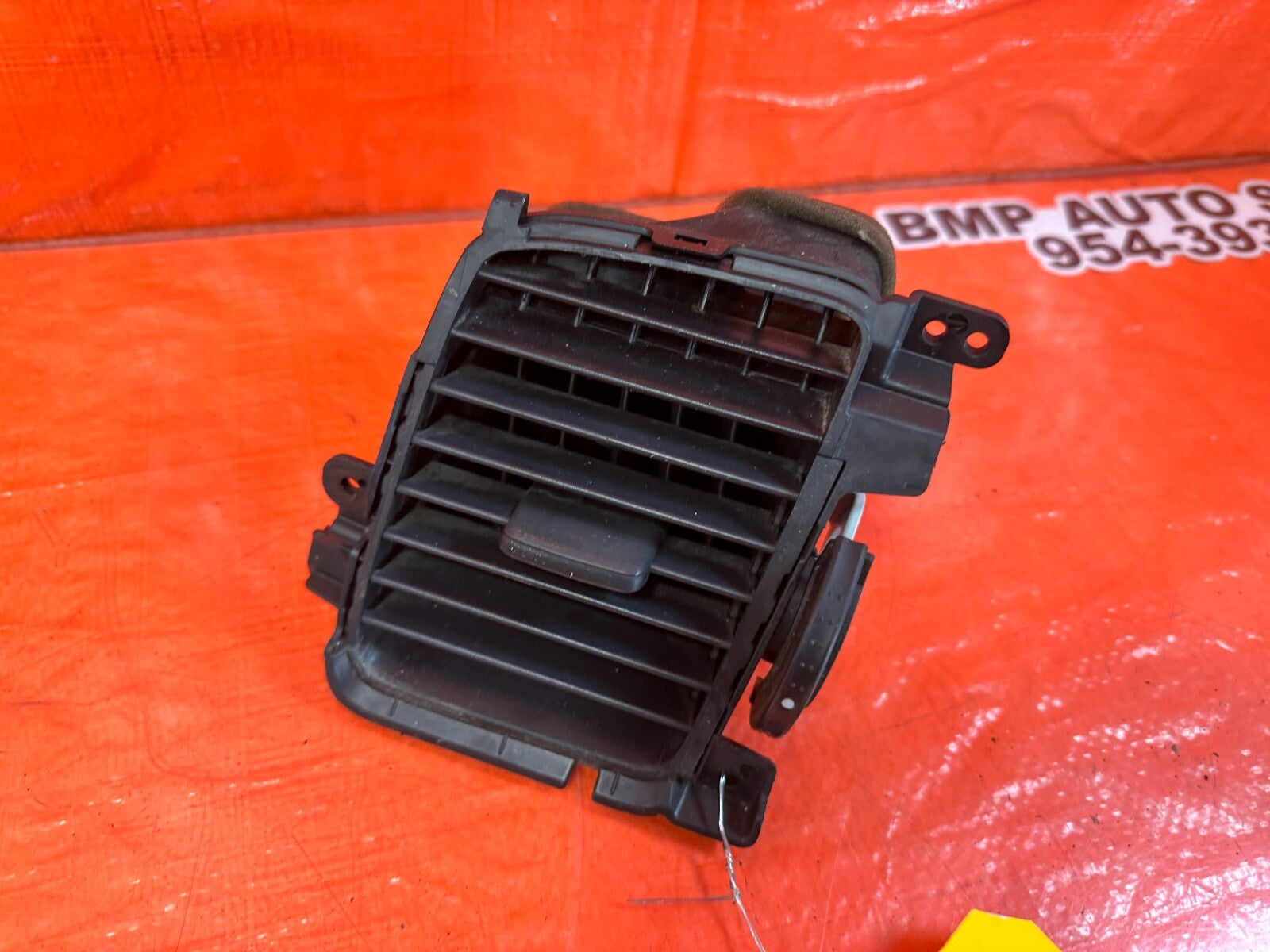 06 11 HONDA CIVIC   AC VENT   OEM PART # 77620 SNA A11    !!MATCH B4 BUY OEM 2605