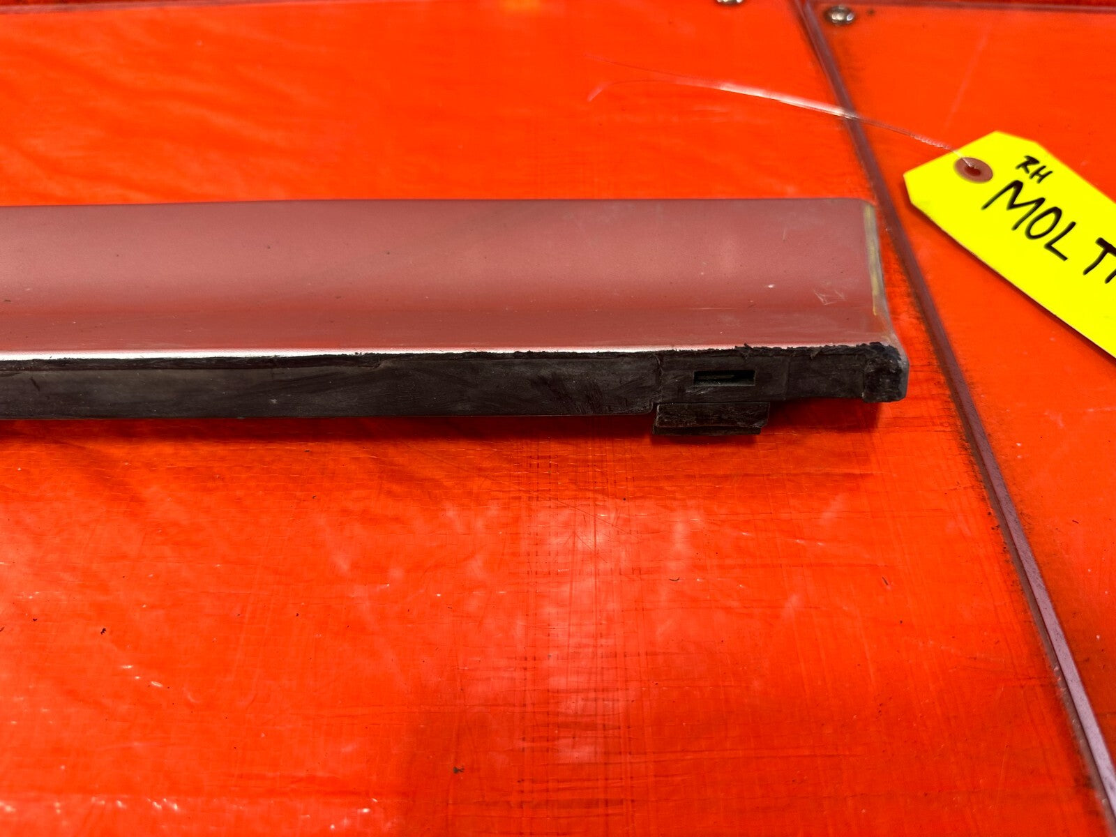 88 89 HONDA CRX   RIGHT   LOWER DOOR MOLDING TRIM INSERT LINER LINING OEM #2777