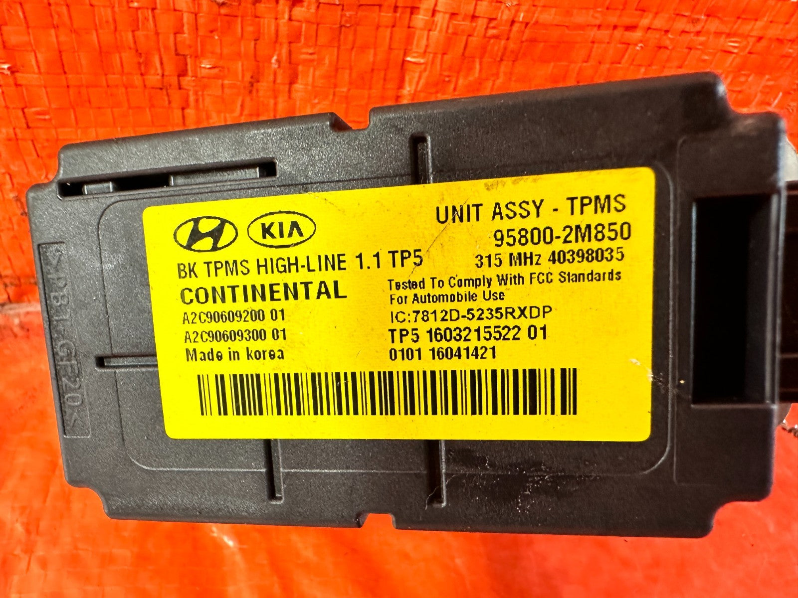 13 16 HYUNDAI GENESIS COUPE   TIRE PRESSURE MONITORING TPMS SENSOR   OEM #3021