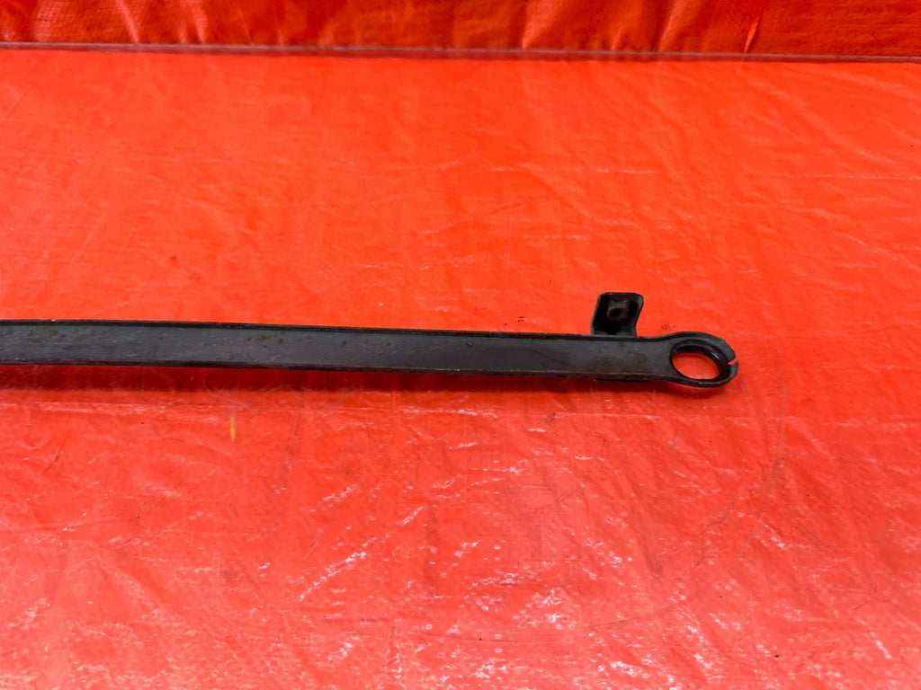 95 98 HONDA ODYSSEY   HVAC AC CONDENSER MOUNTING BRACKET   OEM FACTORY #1935