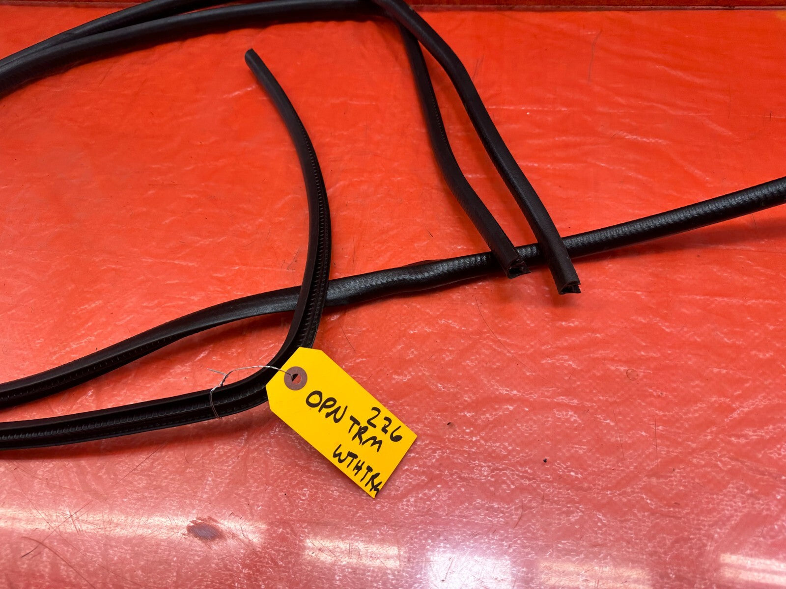 94 01 ACURA INTEGRA 2 DOOR TO CHASSIS WEATHER STRIP OPEN TRIM LEFT RIGHT OEM 2263