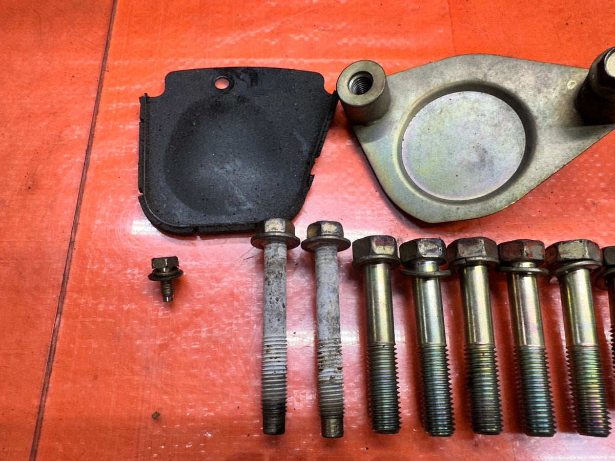 03-08 NISSAN 350Z 3.5L TRANSMISSION BELL HOUSING BOLTS HARDWARE SET OEM #3465