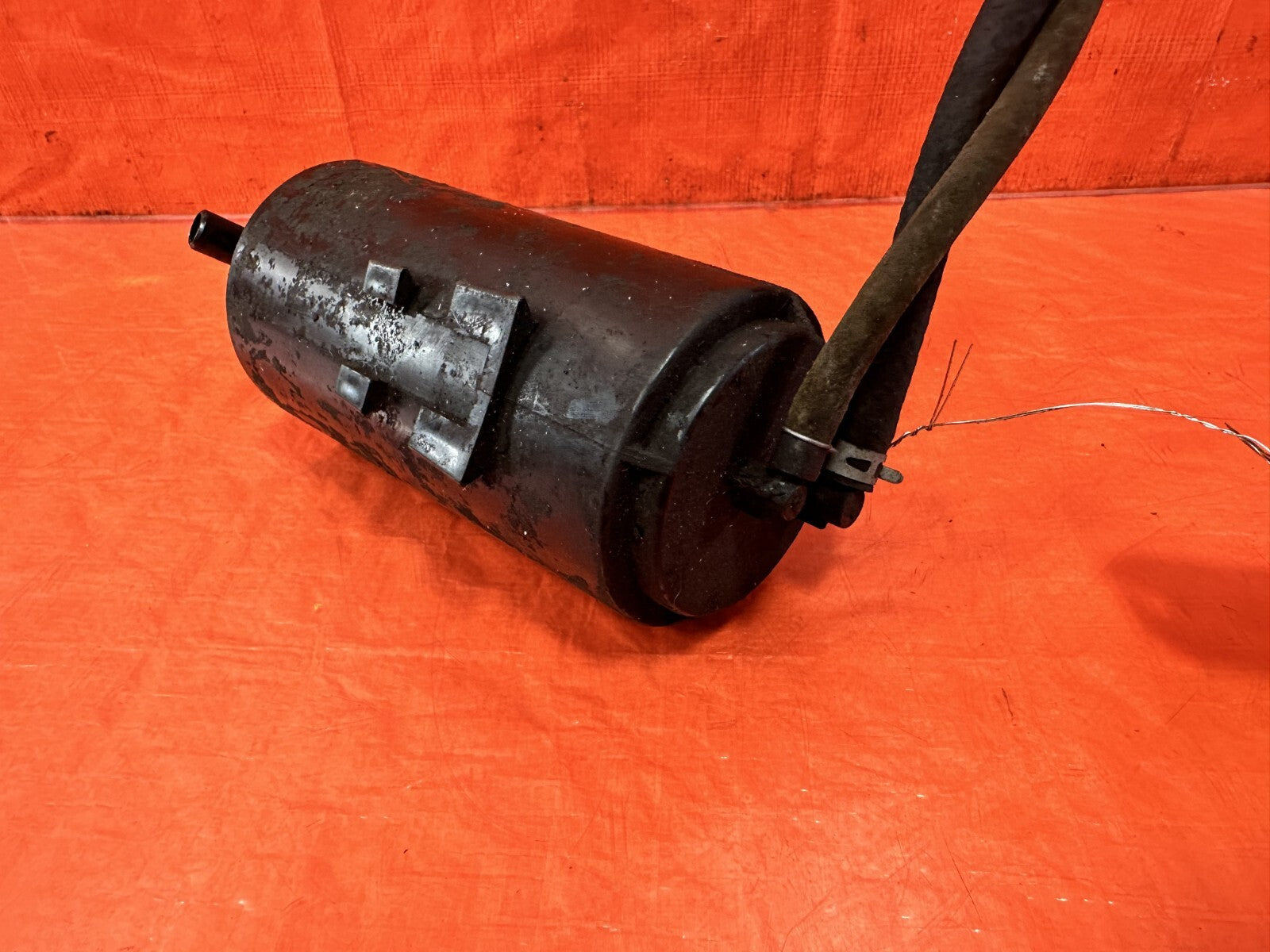 1998 98 HONDA CIVIC DX HATCHBACK FUEL VAPOR CHARCOAL EVAP TANK CANISTER OEM 2906