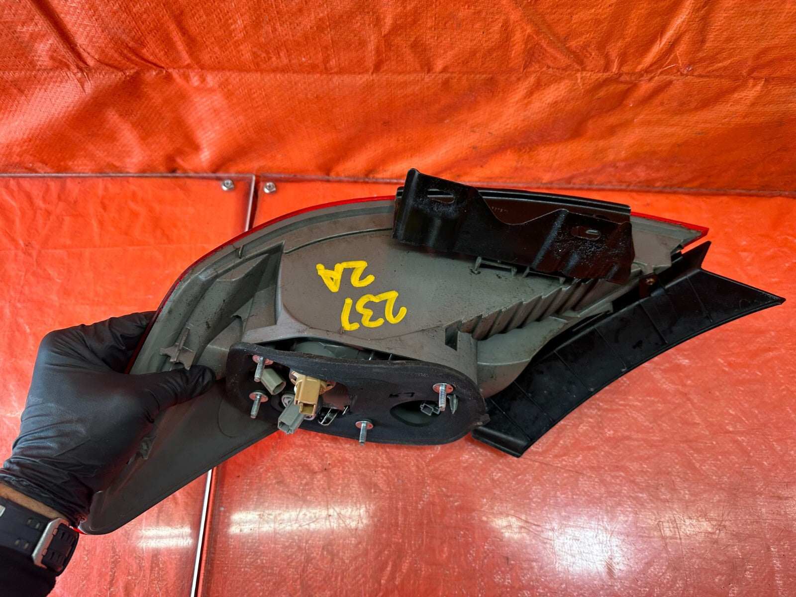 06 08 CIVIC 2D COUPE   DRIVER LEFT TAIL LIGHT LAMP   OEM FACTORY OE #2376