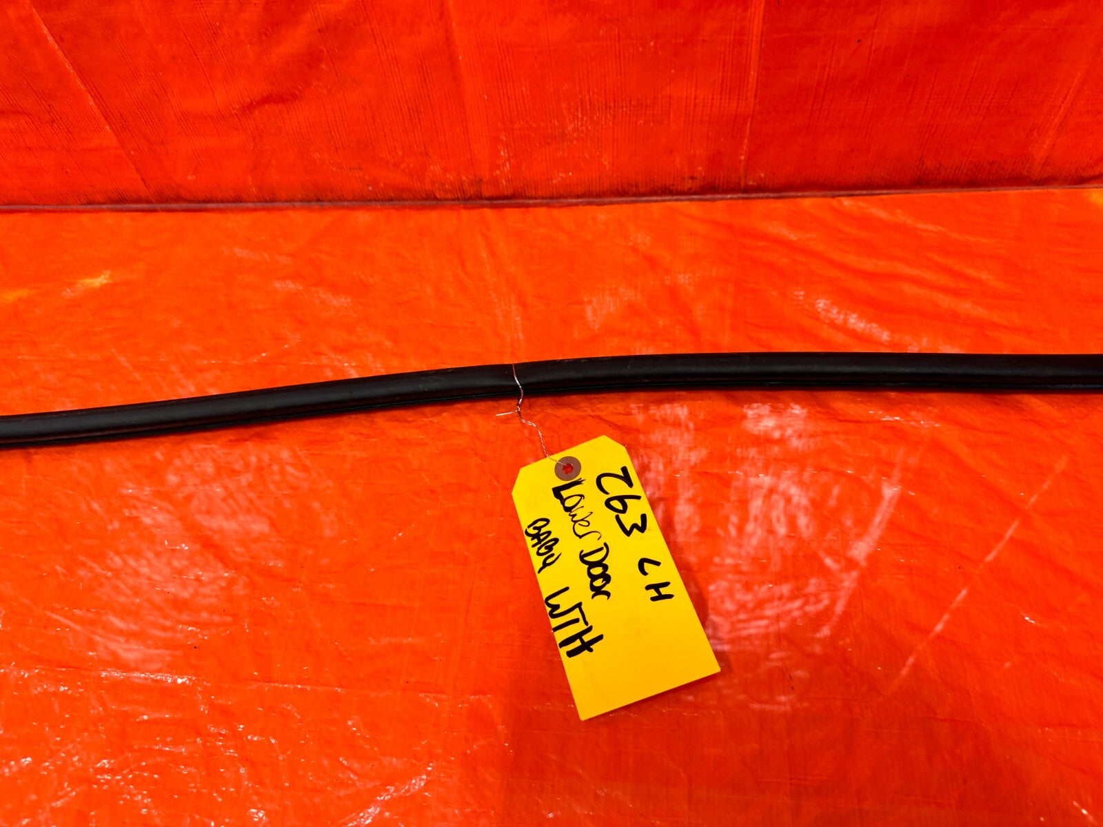 97 01 HONDA PRELUDE   DRIVER LEFT LOWER DOOR WEATHER STRIP SEAL   OEM #2635
