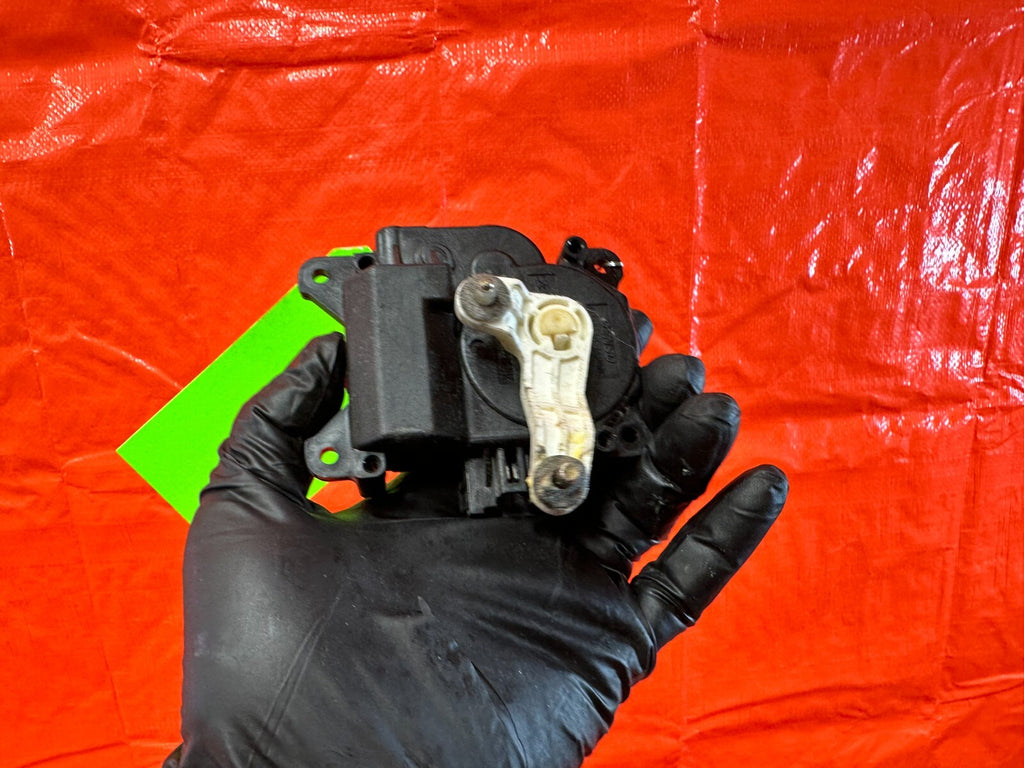 02 10 LEXUS SC430   TEMPERATURE HEATER SERVO DOOR ACTUATOR   063700 7140 OEM 2616