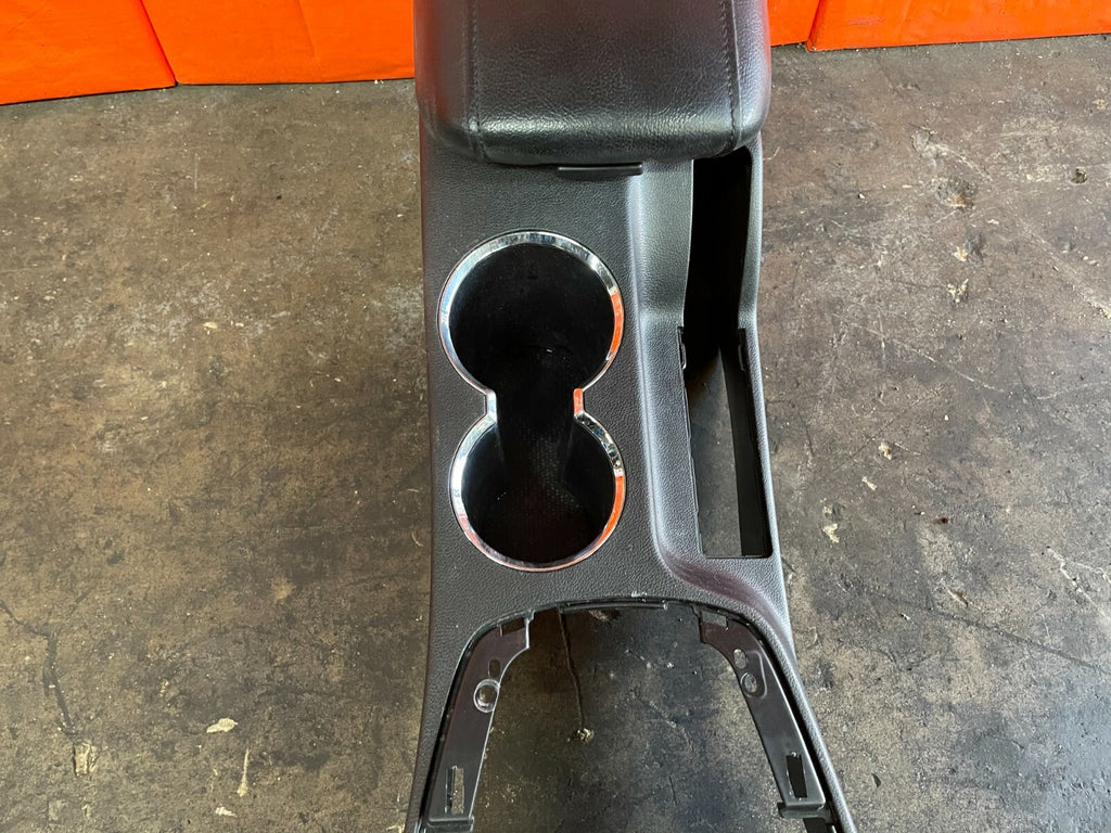 10 12 HYUNDAI GENESIS 2D COUPE   ARM REST CENTER CONSOLE   BLACK   OEM FACTORY6