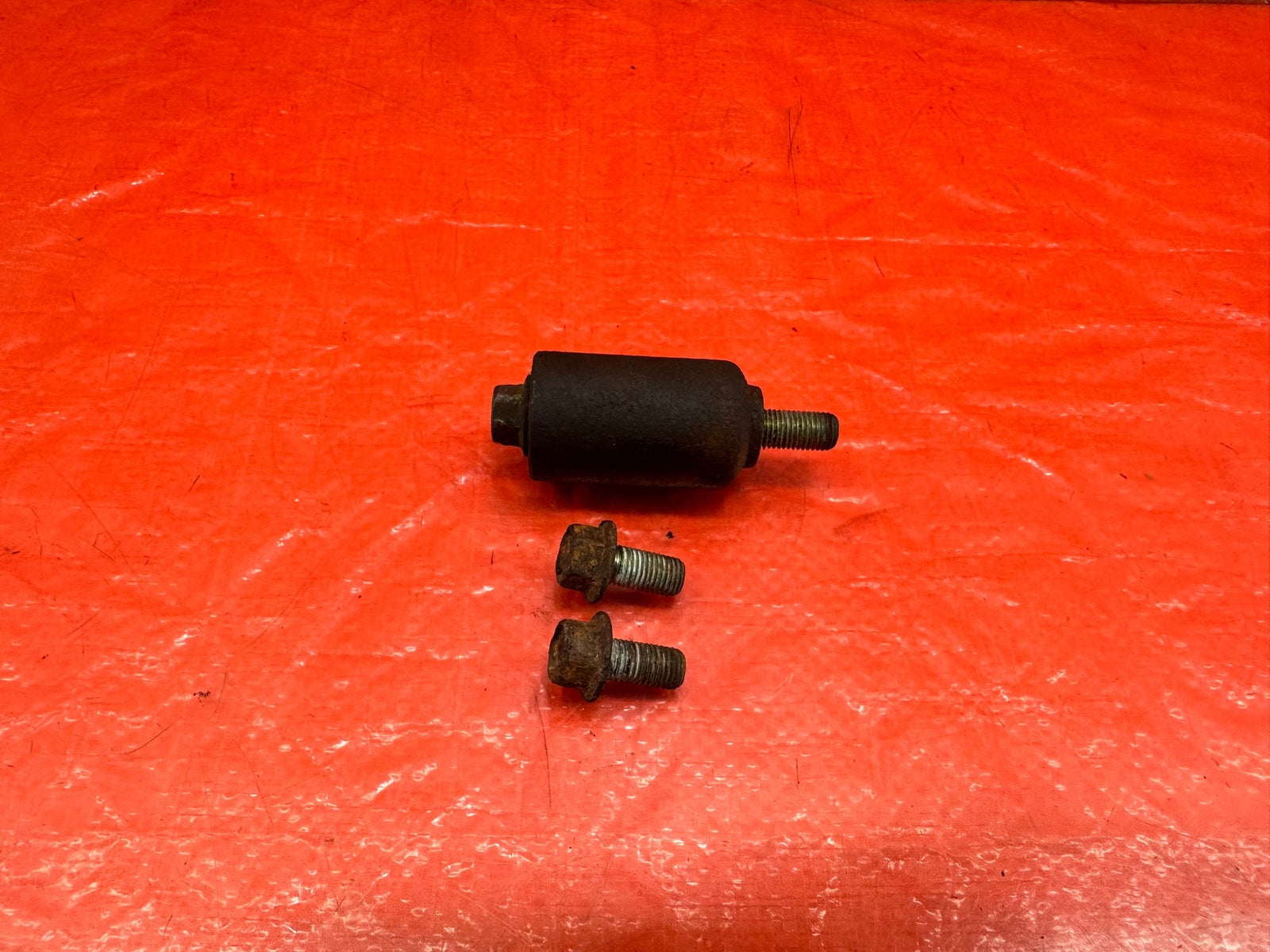 02 05 HONDA CIVIC SI EP3 HATCH   REAR TRANSMISSION MOUNT BOLTS HARDWARE OEM #2137