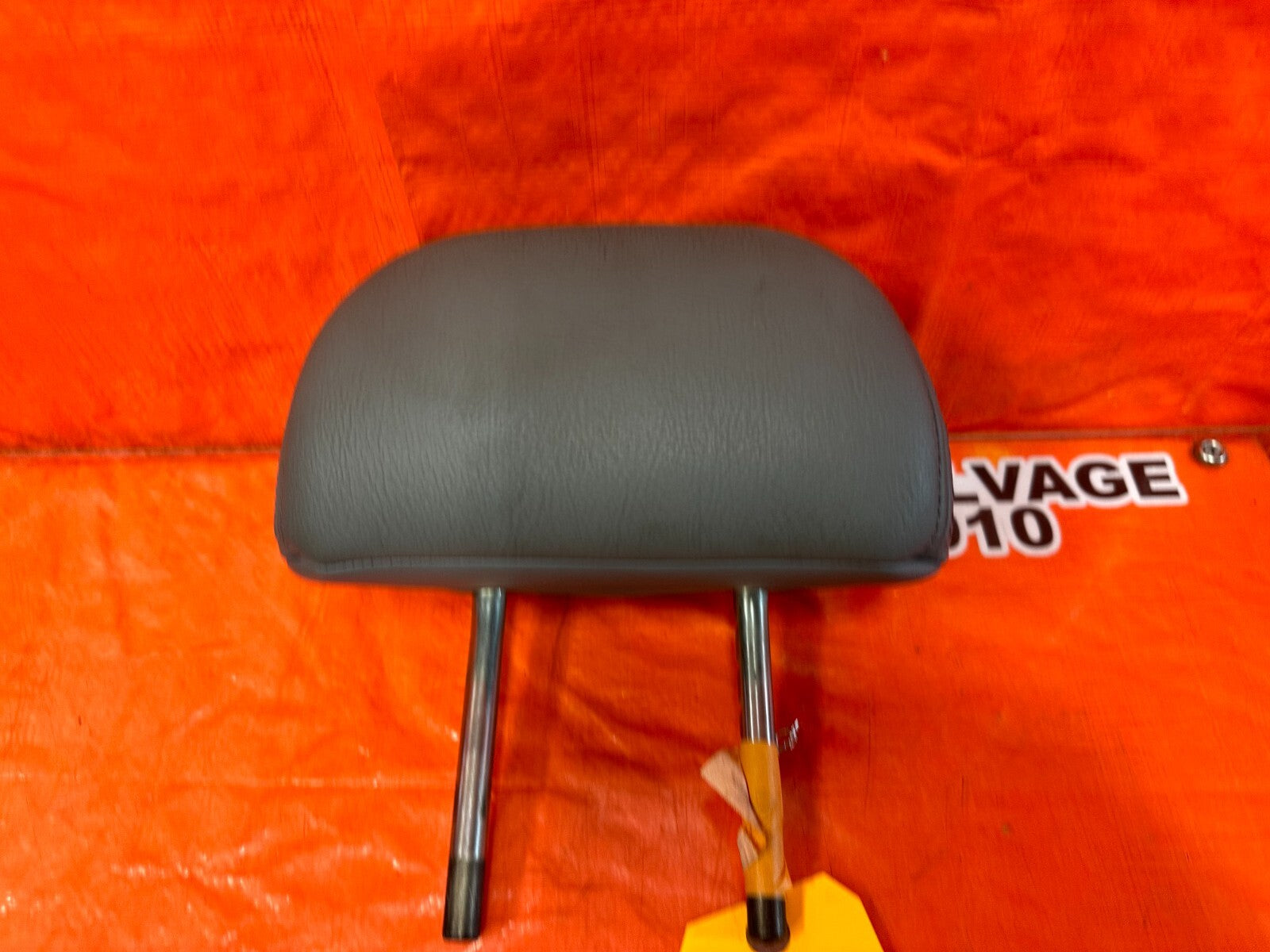 04 08 ACURA TSX   LEFT OR RIGHT   REAR SEAT   HEAD REST GRAY COLOR   OEM 255 16